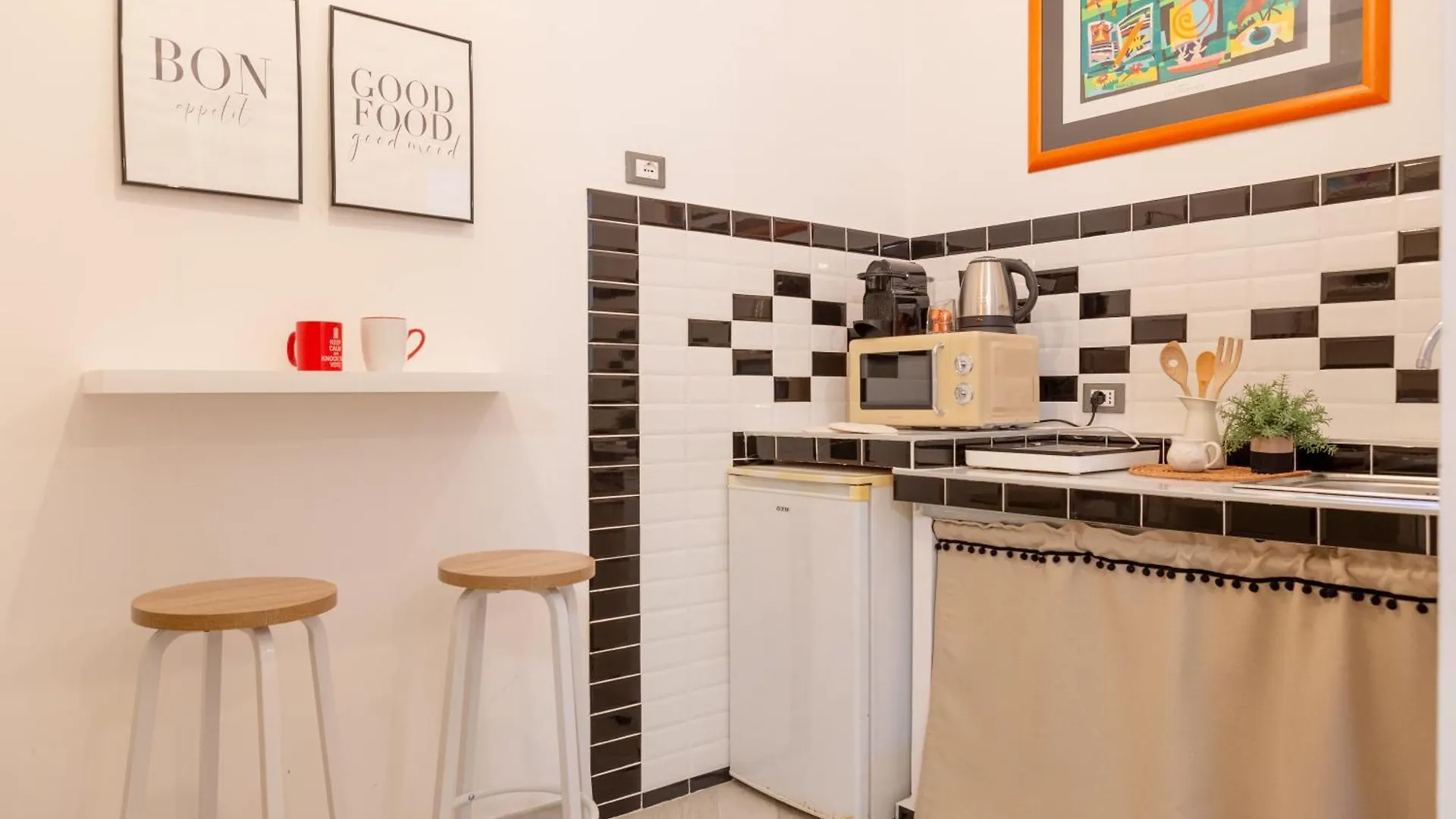 Stanza Comoda E Silenziosa Con Bagno Privato E Area Lavoro E Relax Rome 0*,